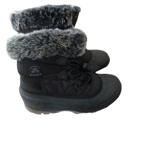 Kamik winter boots, size 6
